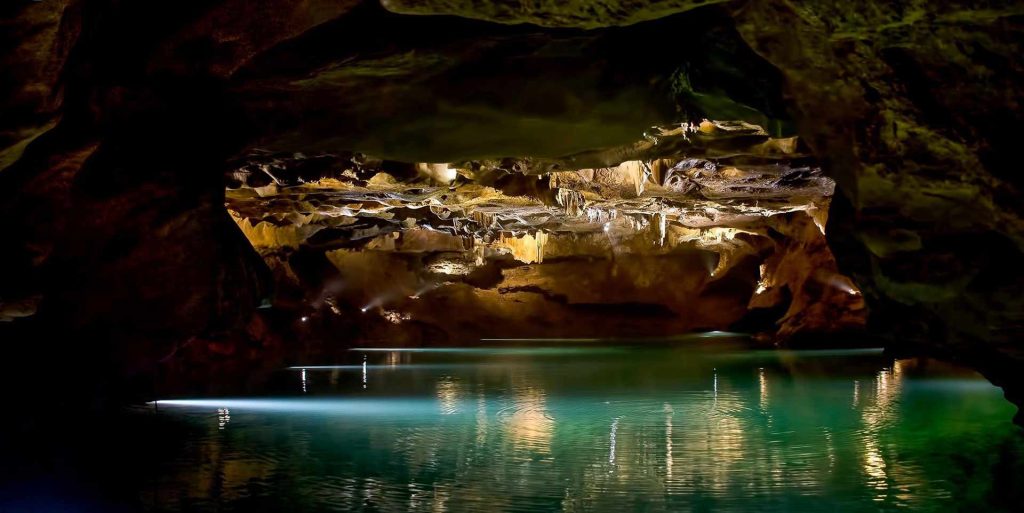 Cuevas de San José y Valencia